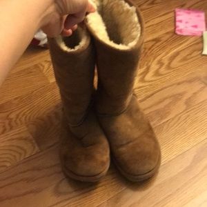 Ugg boots women's tall chestnut size 5